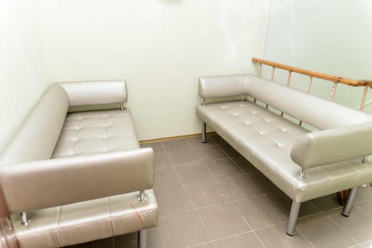 קייב Globus Lipki Hostel מראה חיצוני תמונה