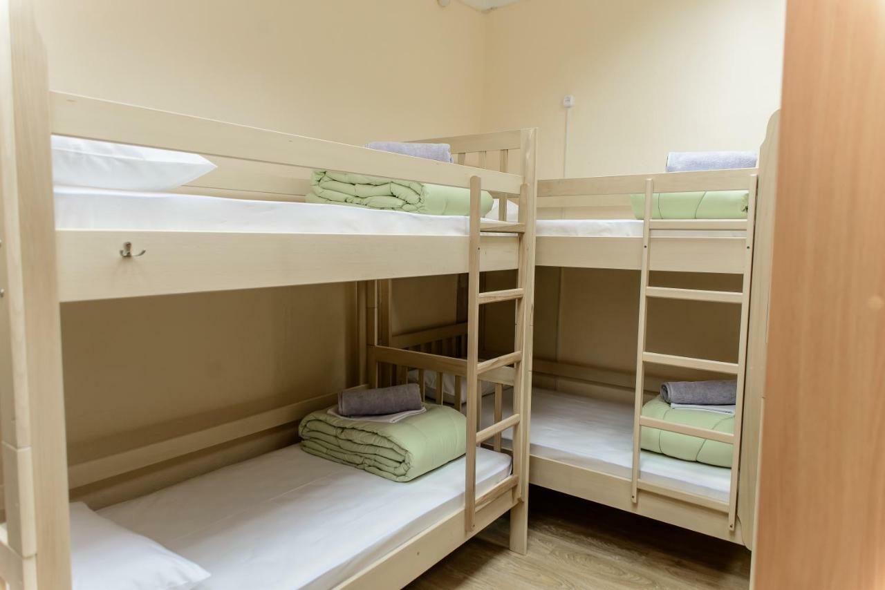 קייב Globus Lipki Hostel מראה חיצוני תמונה