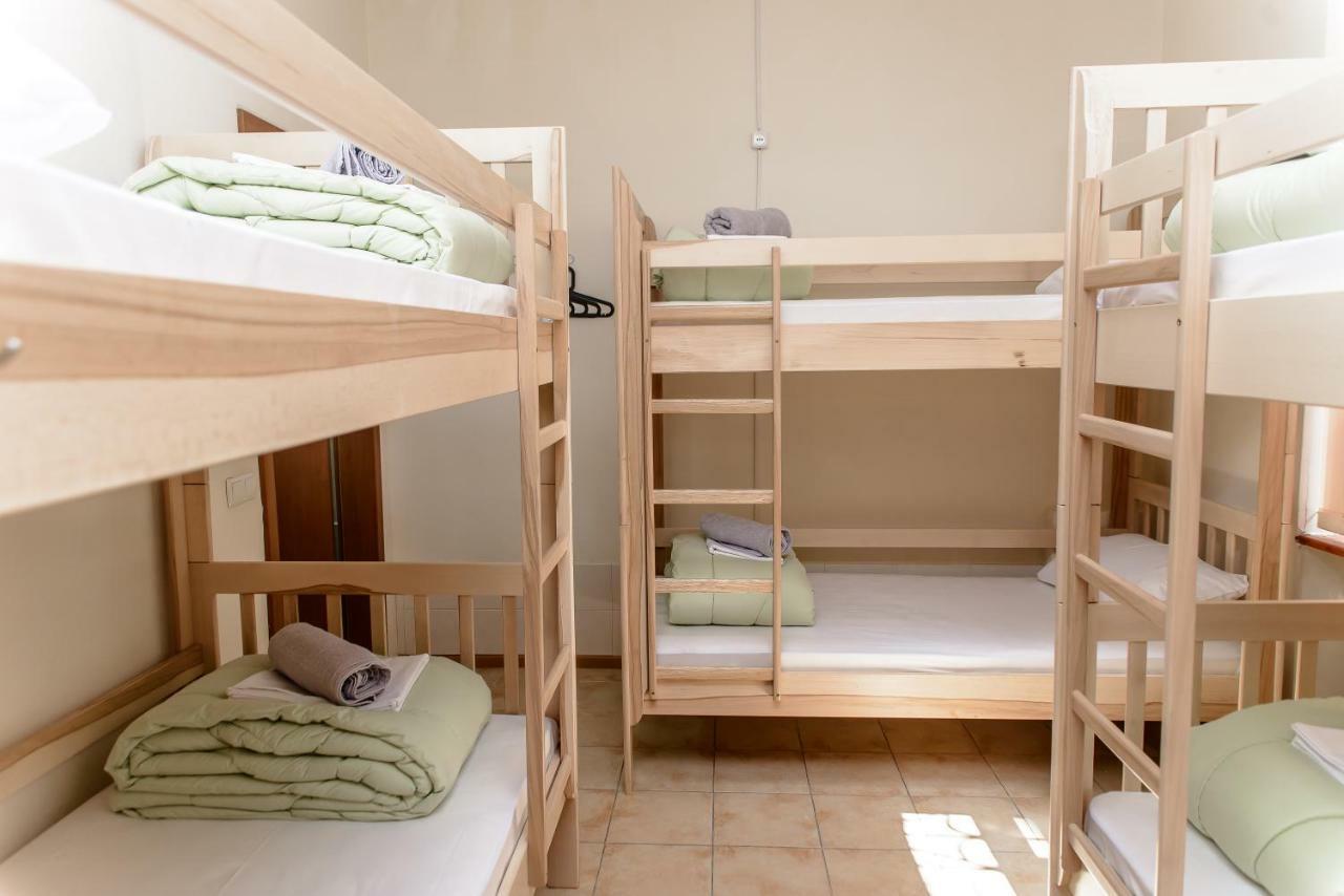 קייב Globus Lipki Hostel מראה חיצוני תמונה